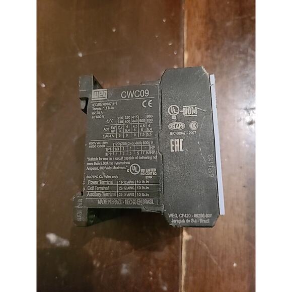 WEG CWC09 Reverse Mini Contactor 9amp 3 Pole - Picture 1 of 3